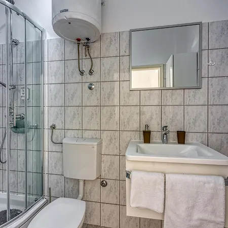 Hotel Coastal Paradise With Pool Sveti Filip i Jakov